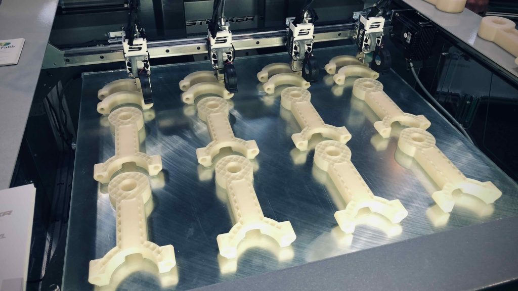 3D printer print 4 same models at the same time